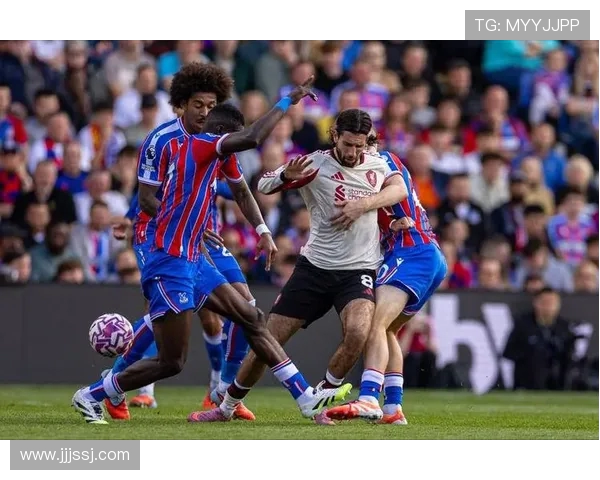 利物浦主场吞三蛋惨遭血洗，创87年耻辱纪录